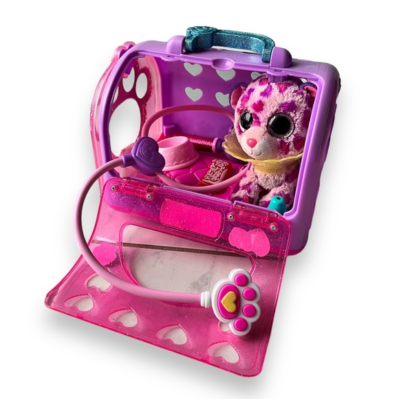 Just Play Other - Doc McStuffins Veterinarian On The Go Carrier